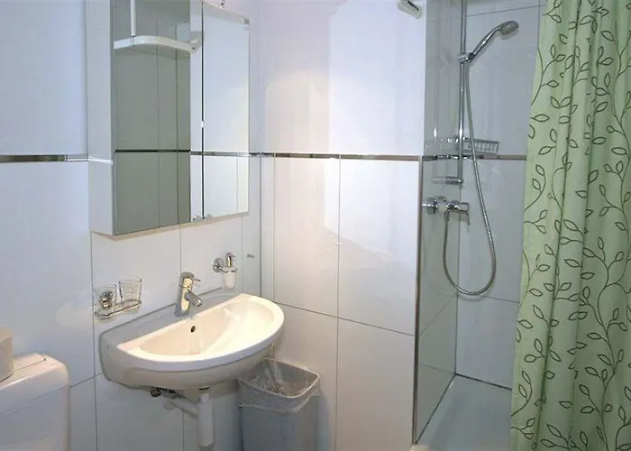 Swiss Star Wiedikon - Self Check-in *