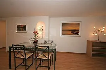 Appartement Swiss Star Wiedikon - Self Check-in Zurich