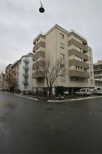 Swiss Star Wiedikon - Self Check-in Apartman Zürich