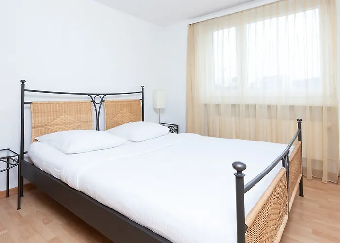 Swiss Star Wiedikon - Self Check-in Zurich