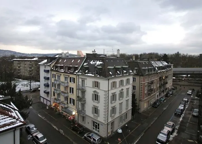Swiss Star Wiedikon - Self Check-in *